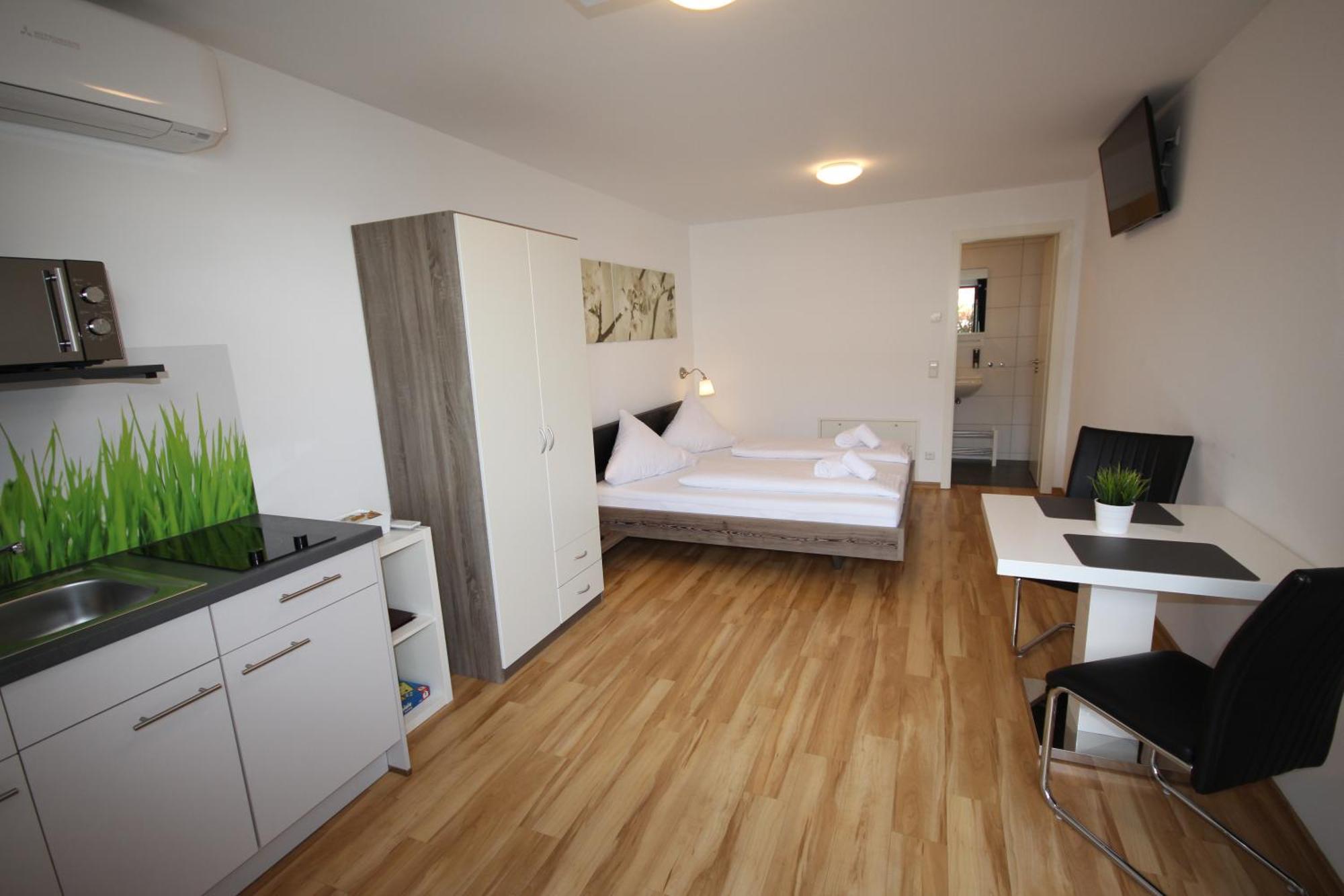 Kern - Garantierte Tickets Für Den Europapark über Uns Buchbar Sowie Zwei Tages Ticket Apartment